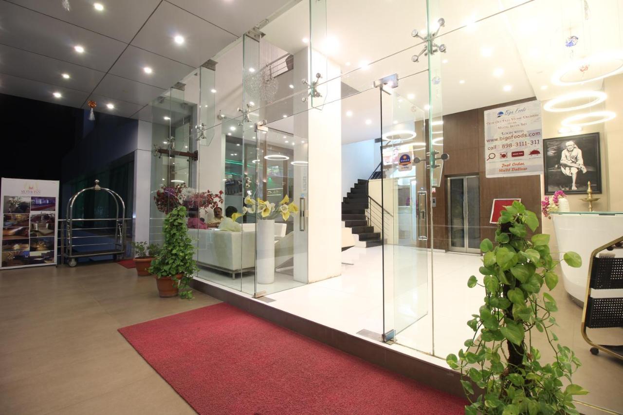 Hotel Silver Inn LLP Aurangābād Exterior foto