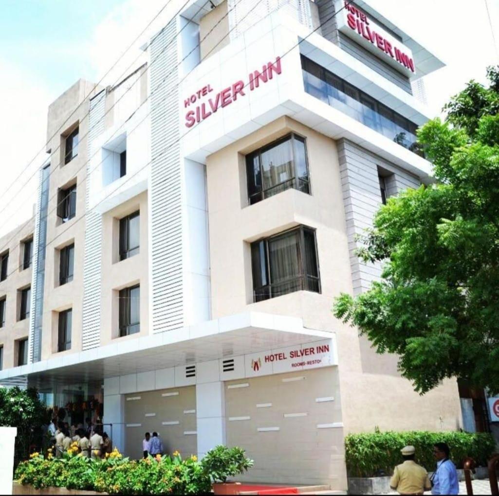 Hotel Silver Inn LLP Aurangābād Exterior foto