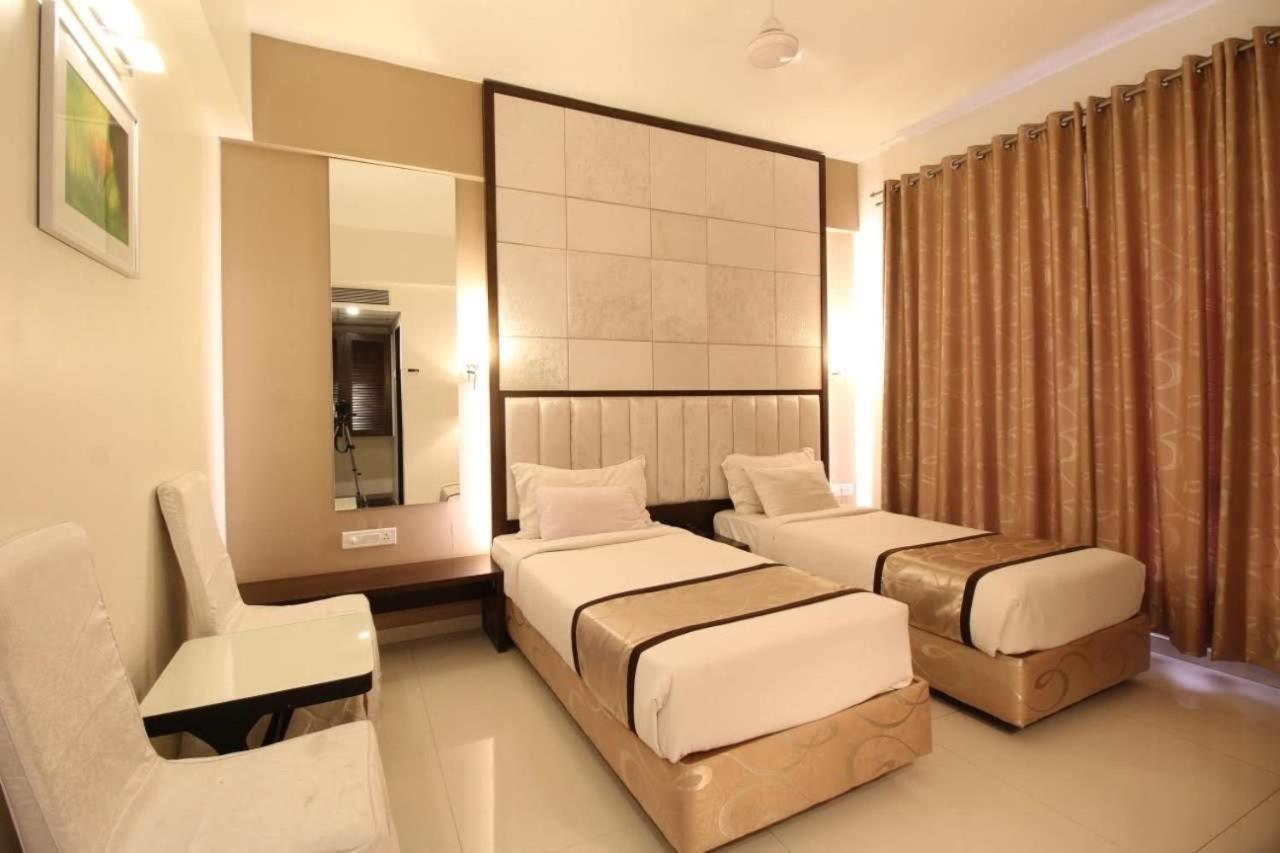 Hotel Silver Inn LLP Aurangābād Exterior foto