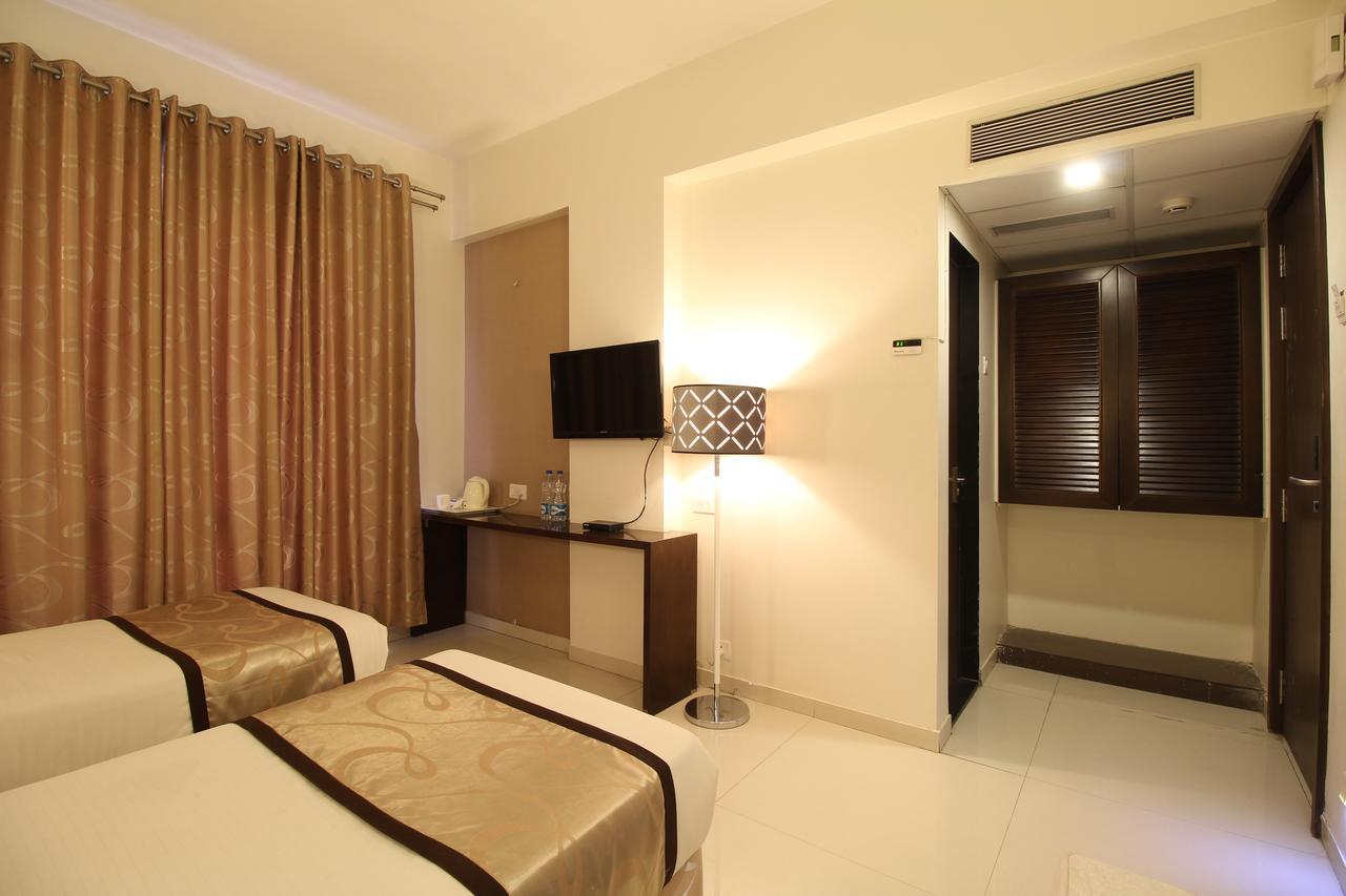 Hotel Silver Inn LLP Aurangābād Exterior foto